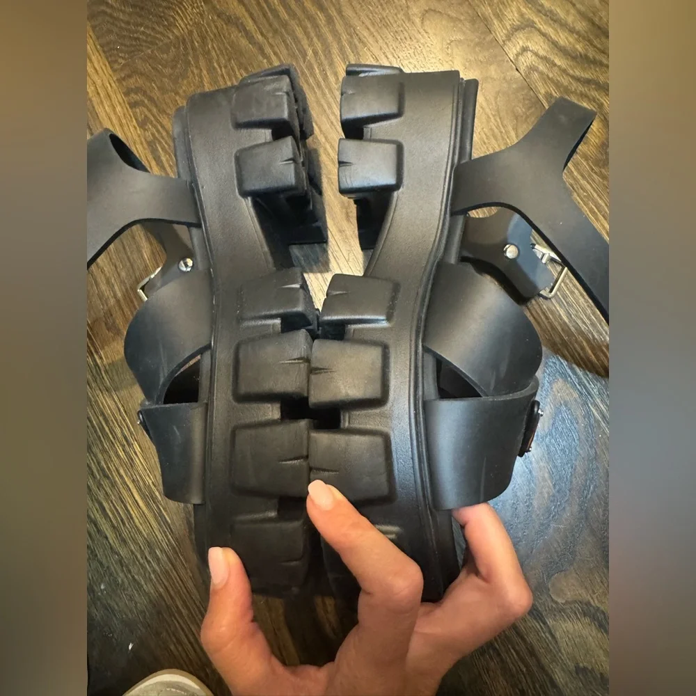 PRADA Monolith rubber sandals - Picture 4 of 11